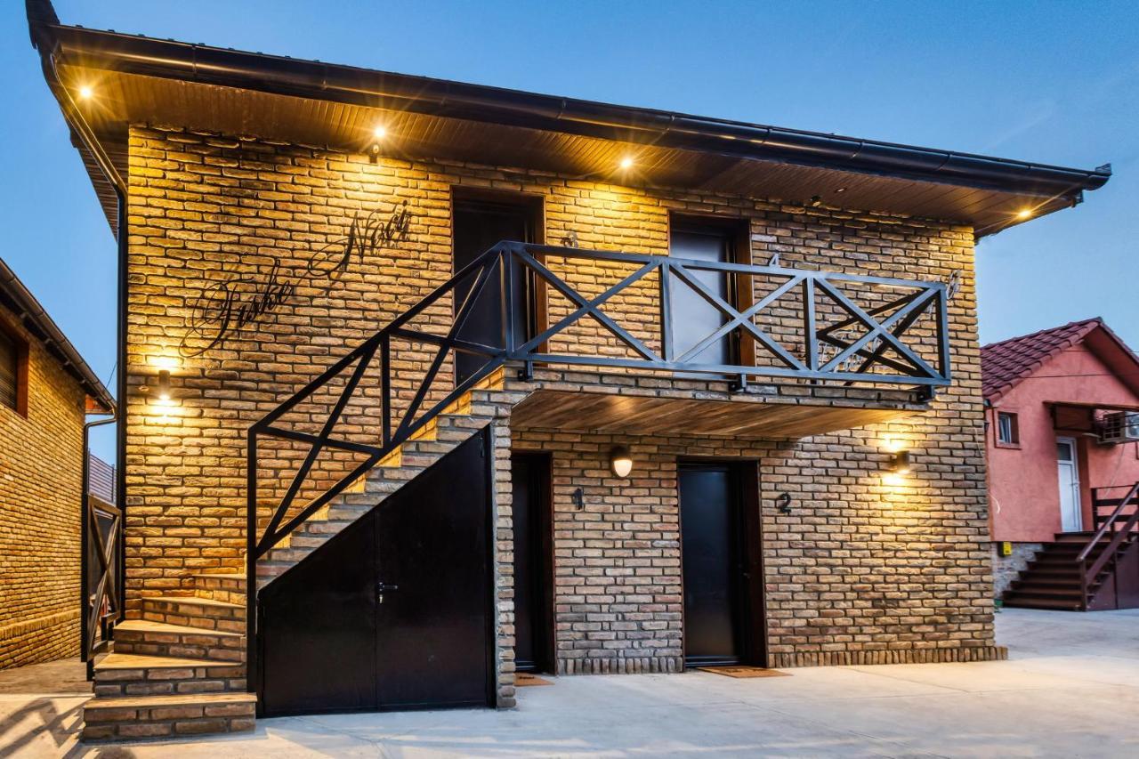 Apartmani Tiske Noci Bečej Exterior foto