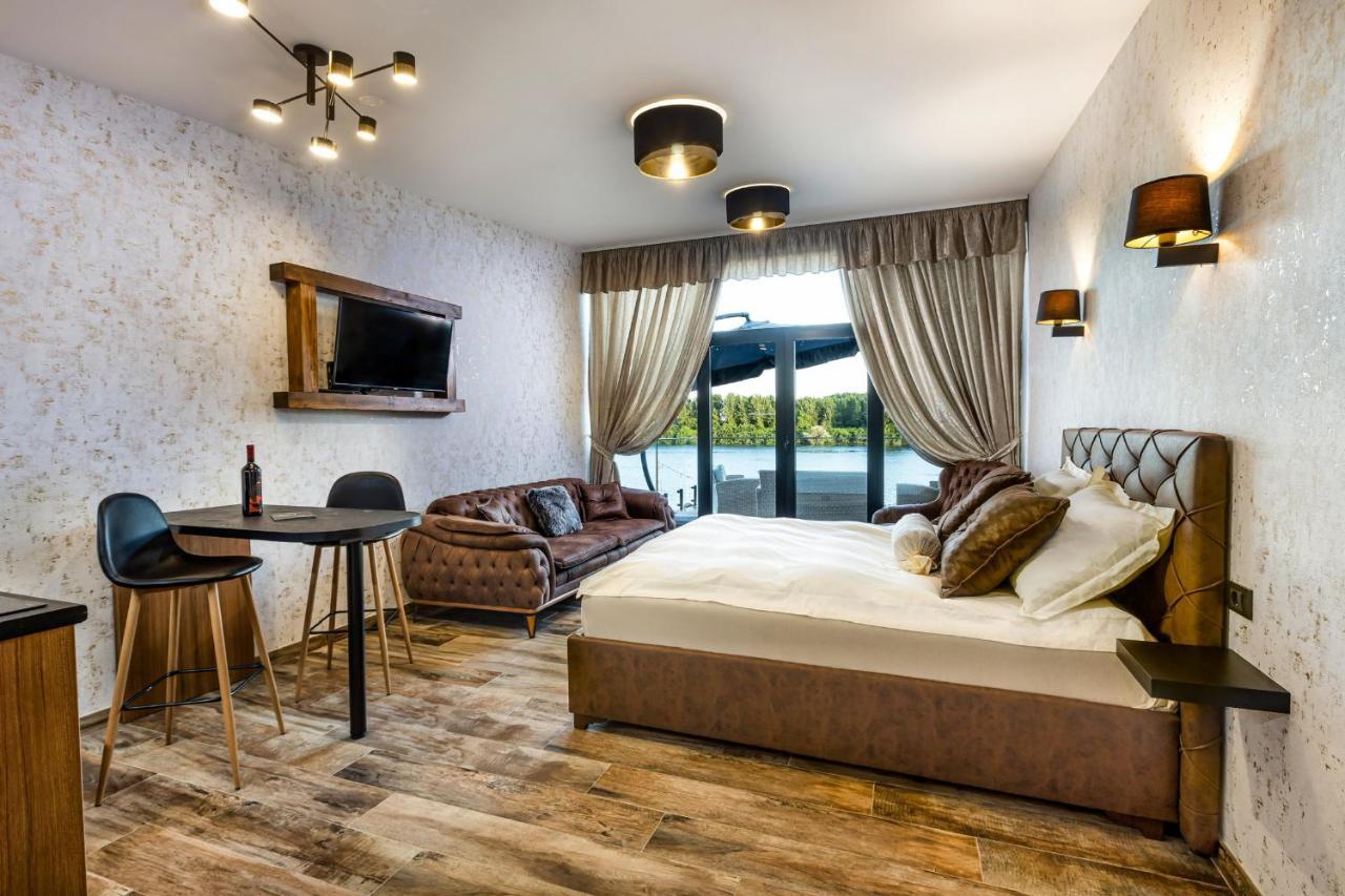 Apartmani Tiske Noci Bečej Exterior foto